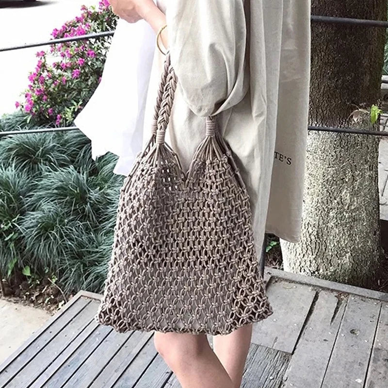 Women's Large Capacity Straw Handbag Totes - Hollow Out Shoulder Bag, Vintage Travel Beach and Shopping Pack