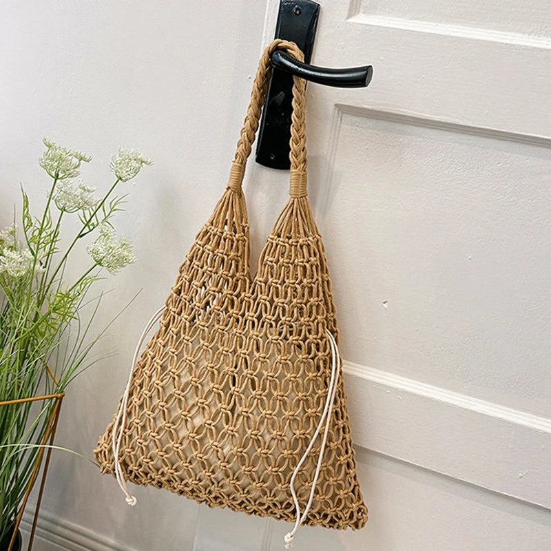 Women's Large Capacity Straw Handbag Totes - Hollow Out Shoulder Bag, Vintage Travel Beach and Shopping Pack