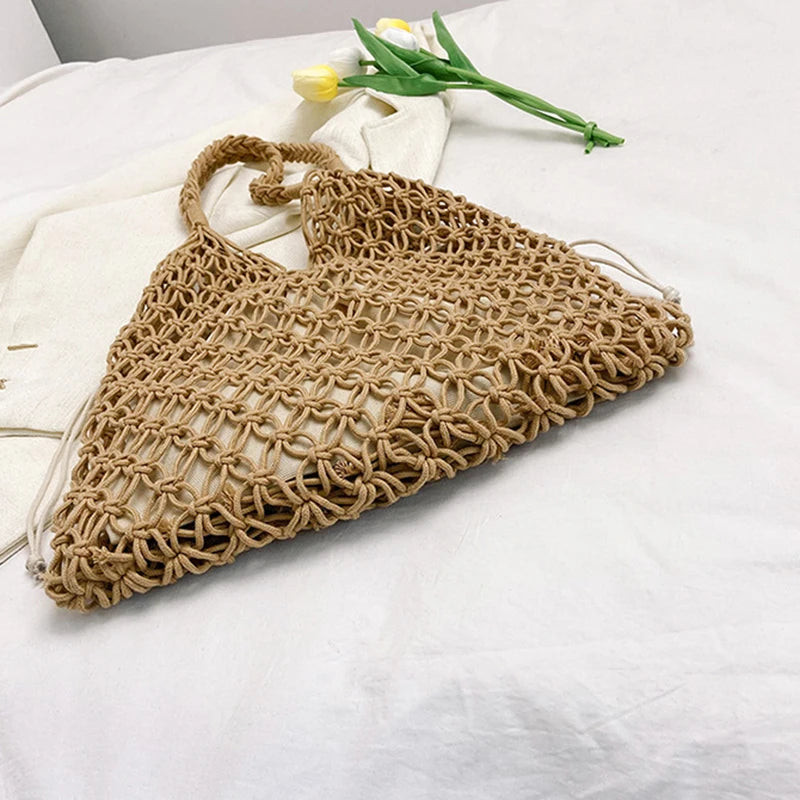 Women's Large Capacity Straw Handbag Totes - Hollow Out Shoulder Bag, Vintage Travel Beach and Shopping Pack