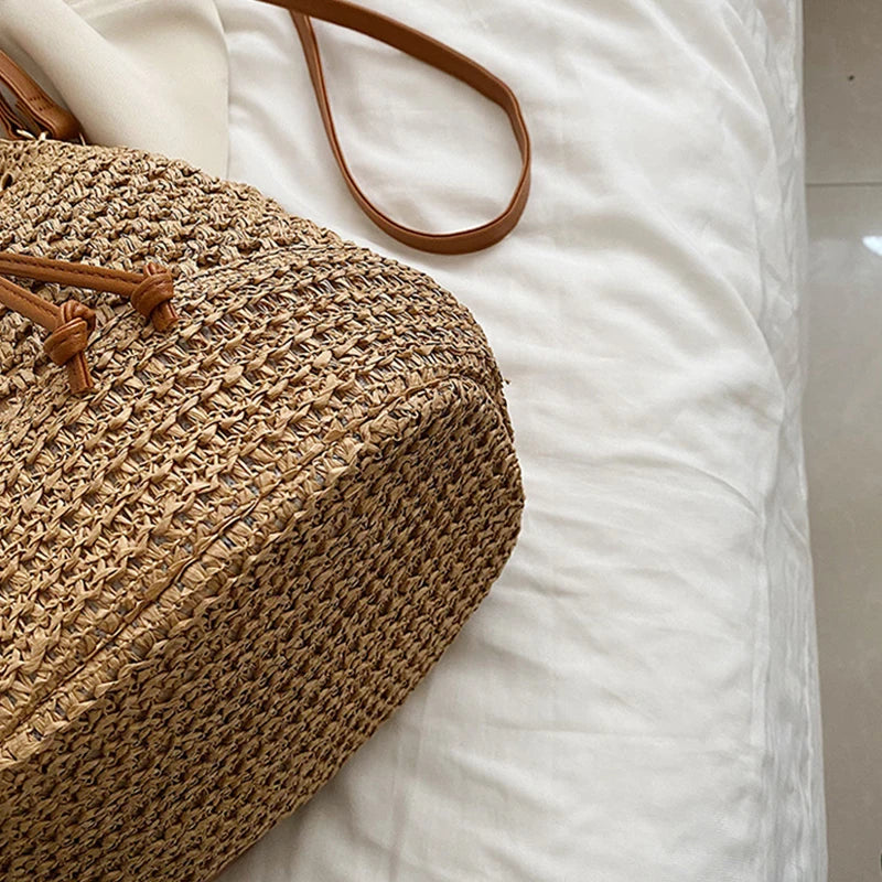 Woven Straw Bag Ladies Bucket Crossbody - Summer Beach Bag, Retro Travel Shoulder Bag, Small Purse and Handbag for Women
