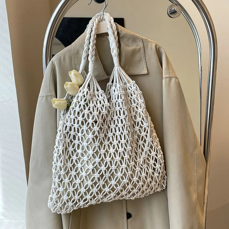 Women's Large Capacity Straw Handbag Totes - Hollow Out Shoulder Bag, Vintage Travel Beach and Shopping Pack