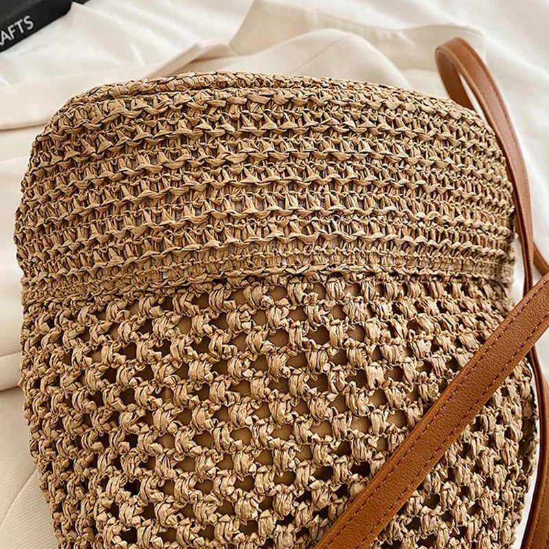 Woven Straw Bag Ladies Bucket Crossbody - Summer Beach Bag, Retro Travel Shoulder Bag, Small Purse and Handbag for Women